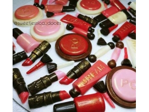 http://www.houseofcakes.pt/2538-thickbox_default/moldes-maquiagem.jpg