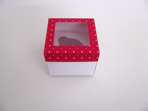 http://www.houseofcakes.pt/505-thickbox_default/caixa-rosa-1-cupcake.jpg